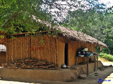 Somathilaka Jayamaha – Podi Duwage